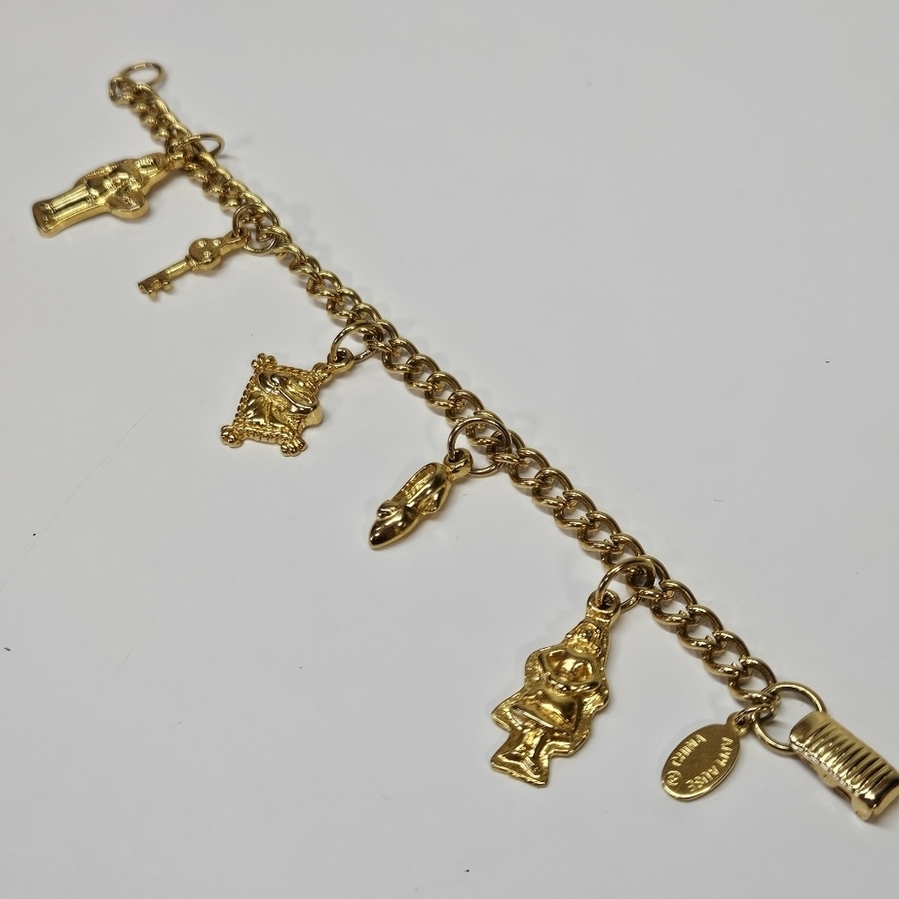 VINTAGE Disney Applause Cinderella Princess Gold Tone Charm Metal Bracelet